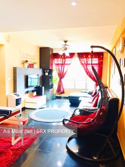 Rivervale Crescent thumbnail photo